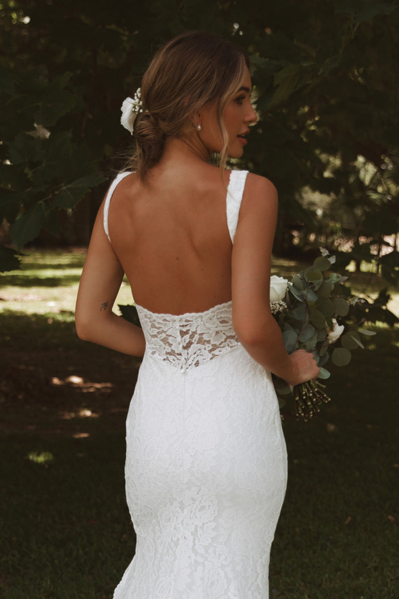 Lumi V Neck Wedding Dress