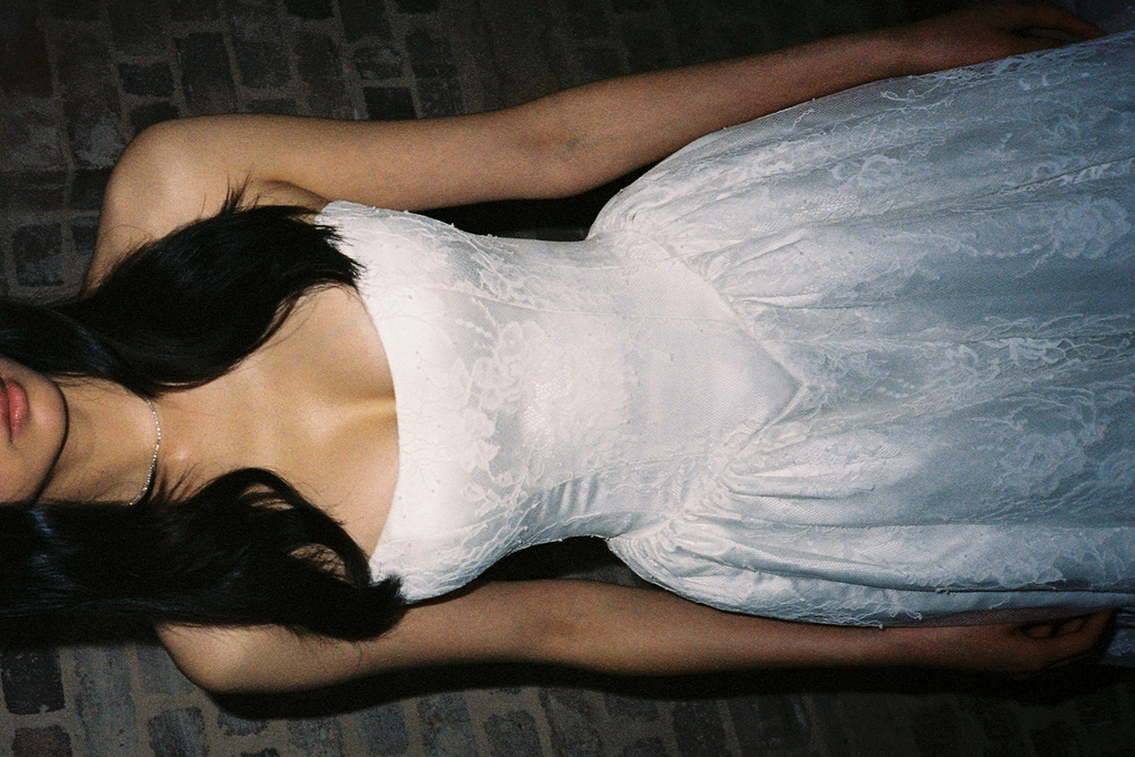 Basque Waist Wedding Dress Trend