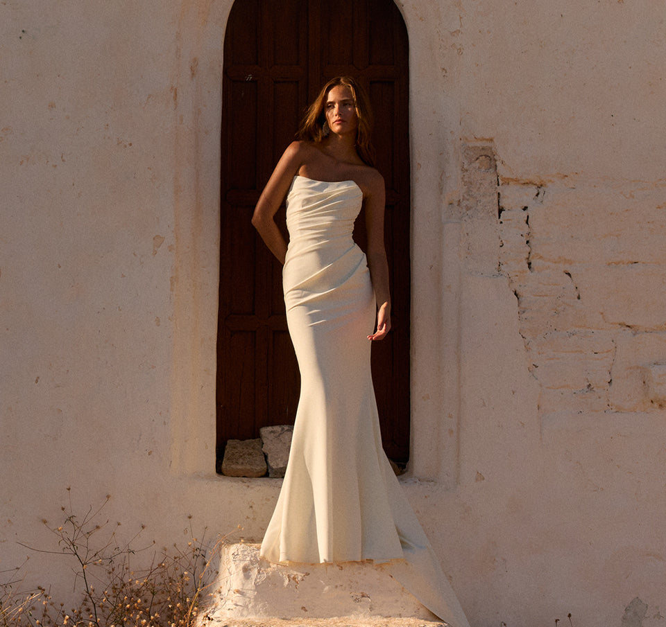 strapless wedding dress