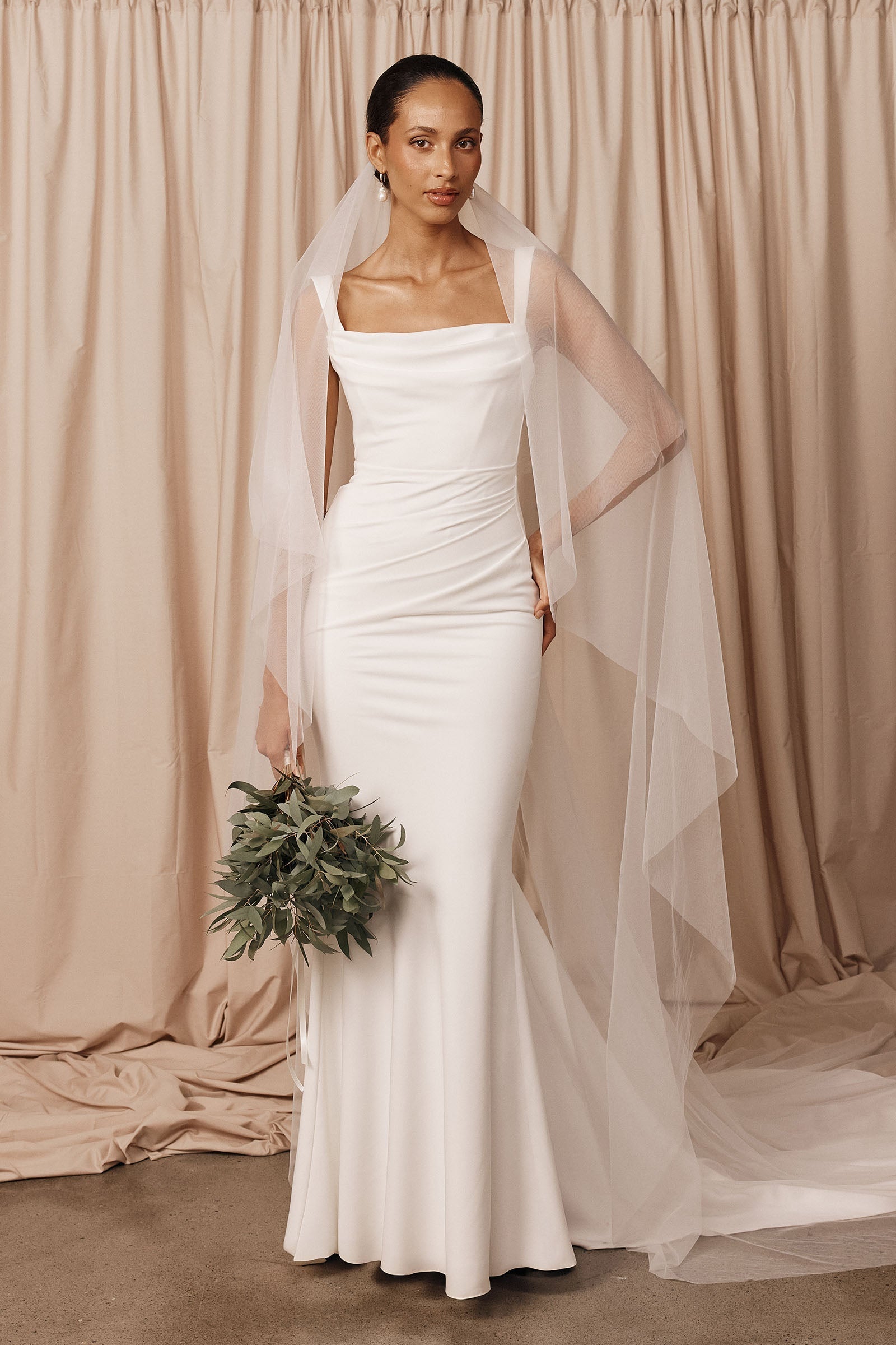 Corset wedding dress with a veil_XS_
