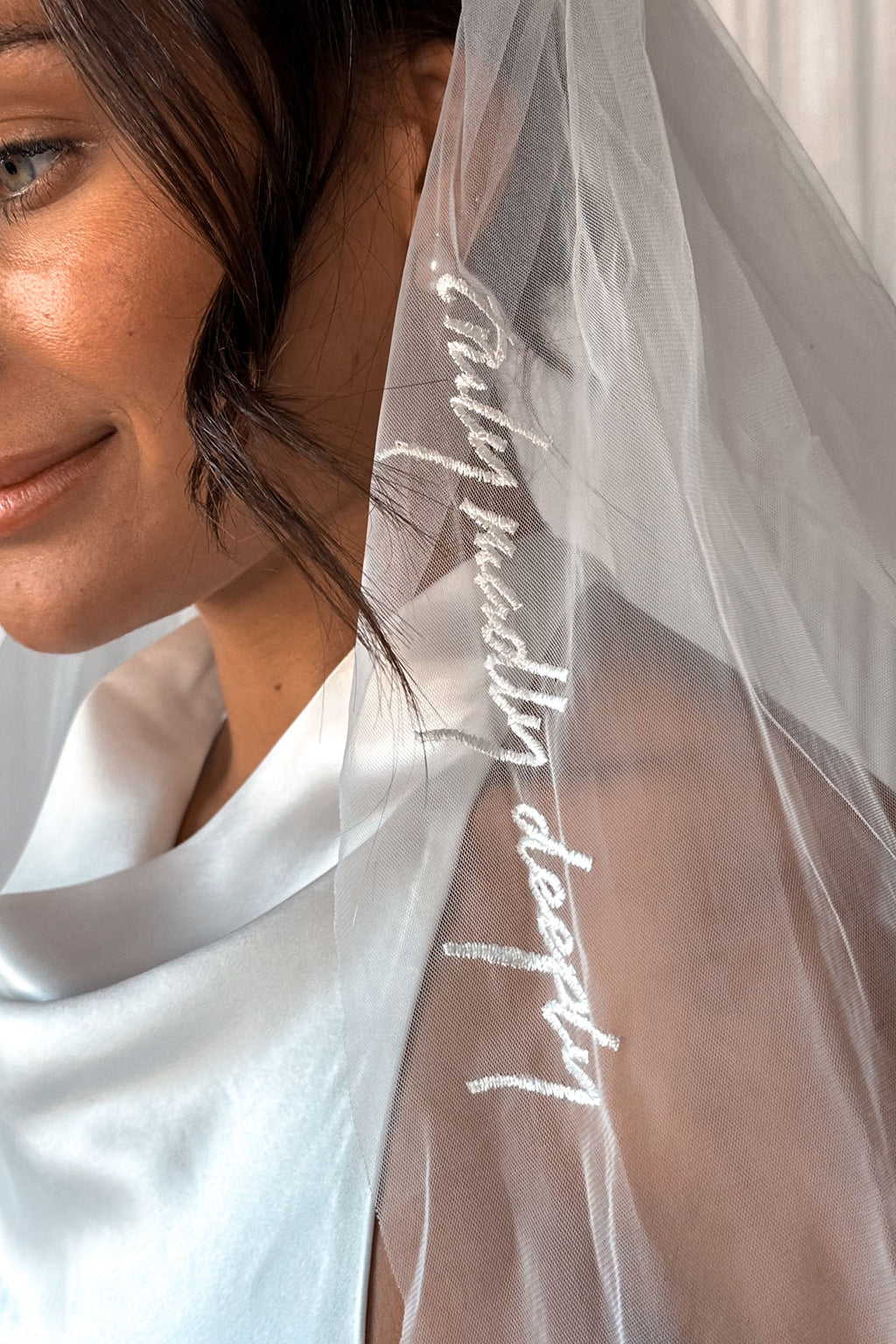Truly Madly Deeply Short Veil Embroidery